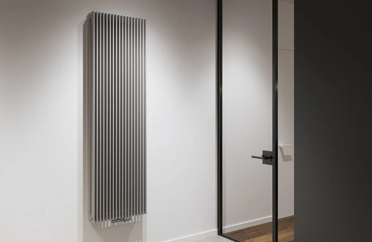 Instalprojekt Koupelnový radiátor VIVAT Barva radiátoru - Bílá, Rozměr radiátoru - 375 × 1600 mm, výkon 1063 W, Typ připojení - Klasické (na rozteč) RADVIV301635